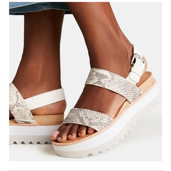 Dolce Vita “Moxie Snakeskin” Sandal Size 8 - Picture 5 of 6